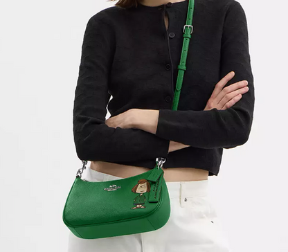 Coach X Peanuts - Teri Shoulder Bag With Character