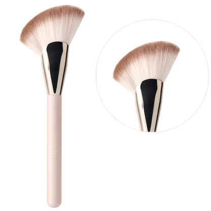 Rare Beauty - Angled Powder Brush