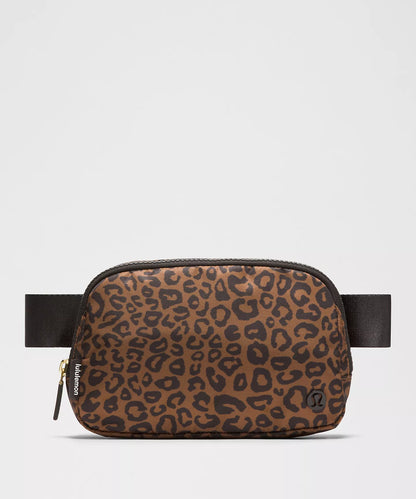 lululemon - Everywhere Belt Bag 1L "Leopardo Shift"