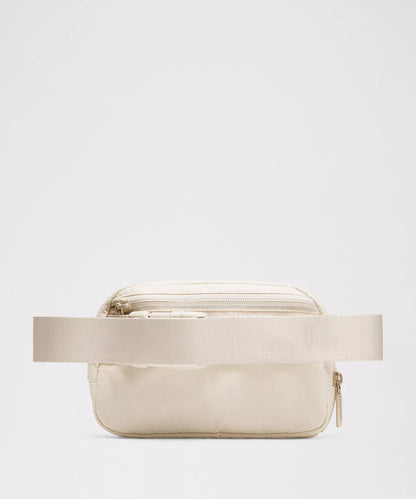 lululemon - Everywhere Belt Bag 1L "Light Ivory"