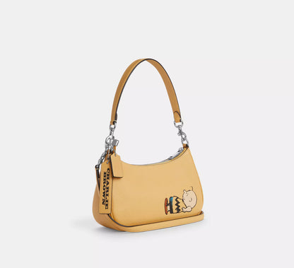 Coach X Peanuts - Teri Shoulder Bag With Character