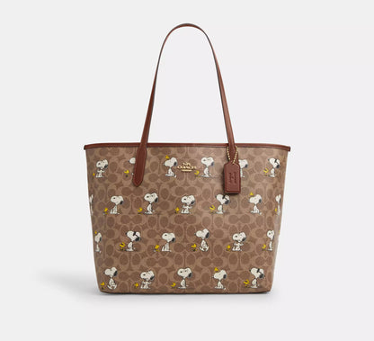 Coach X Peanuts - City Tote Bag Snoopy Print
