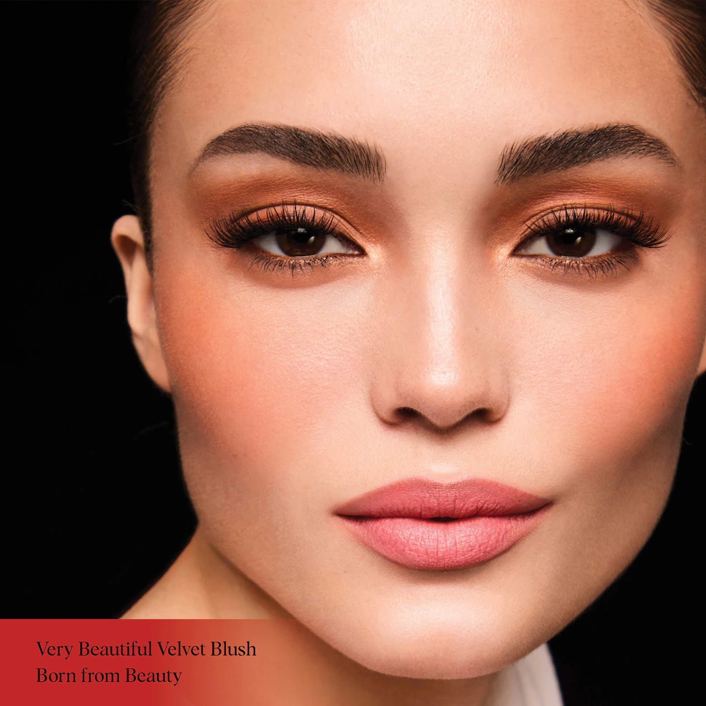 HUNG VANNGO BEAUTY - Very Beautiful Matte Velvet Blush